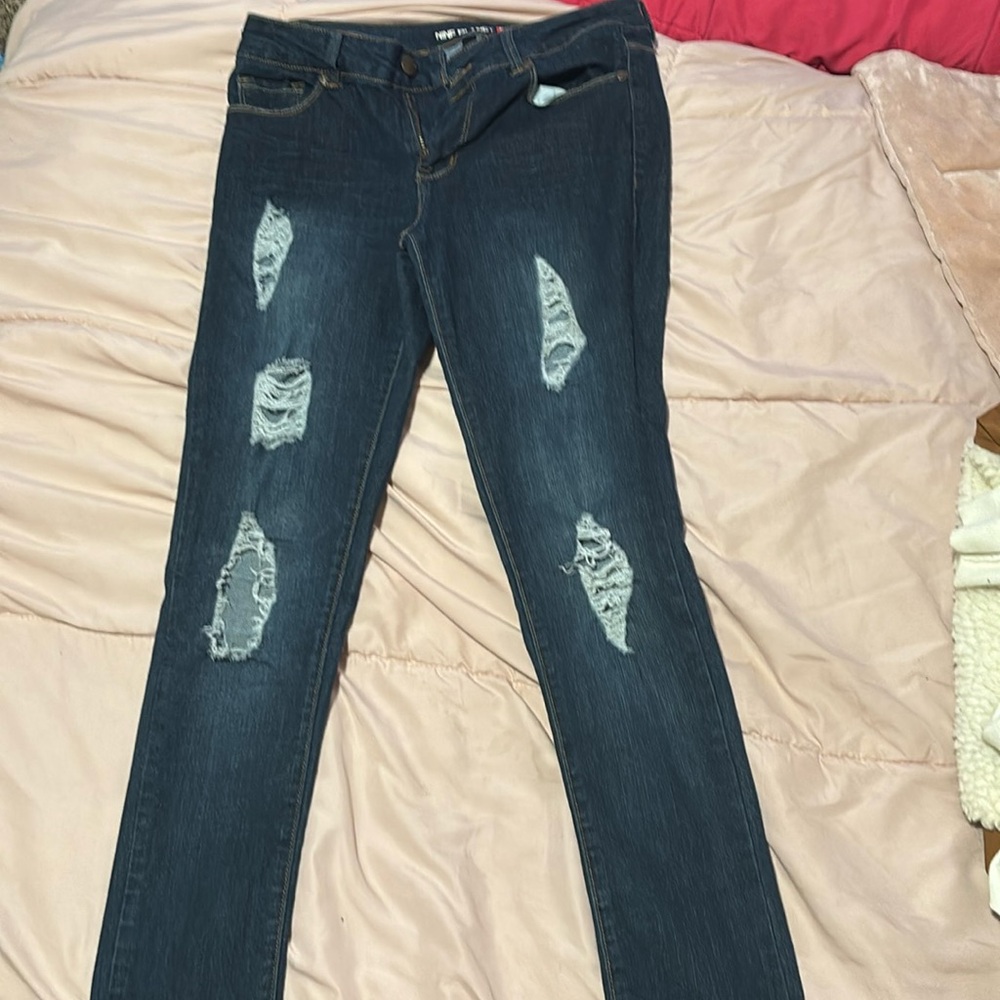 ripped skinny jeans